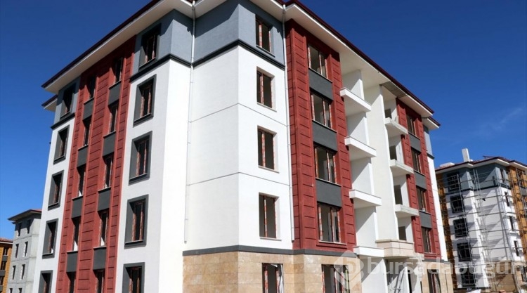 Depremden etkilenen Elazığ'da kalıcı konutlar yükseliyor
