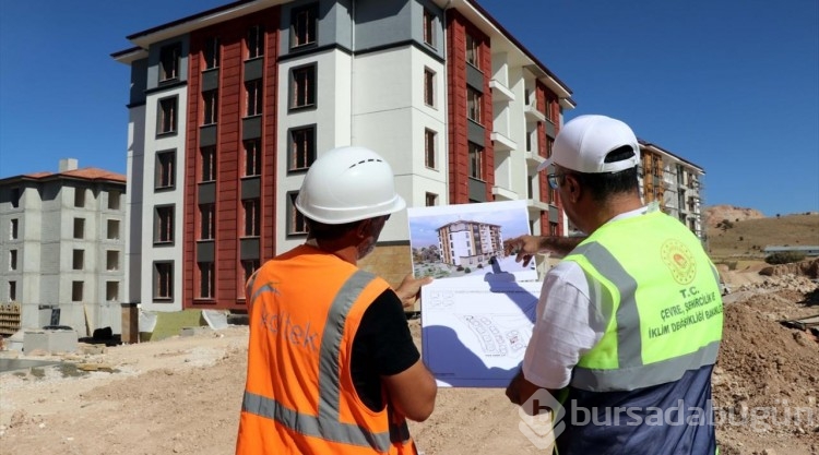 Depremden etkilenen Elazığ'da kalıcı konutlar yükseliyor
