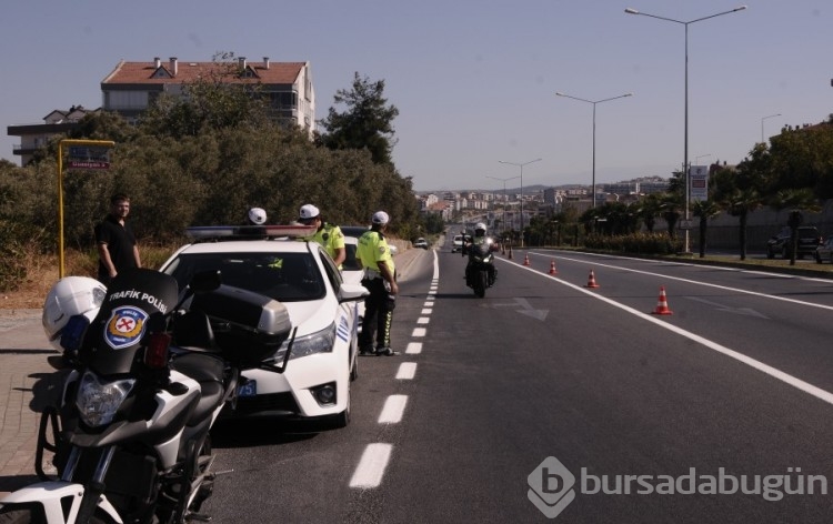 Bursa'da radar hız denetimi! 26 sürücü hakkında cezai işlem uygulandı
