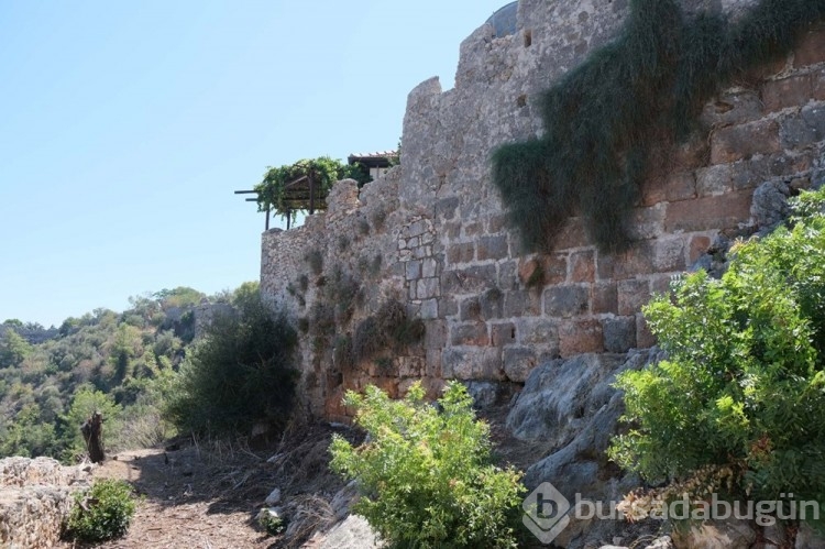 Avusturyalı Godin'e açılan "Alanya Kalesi" davaları düştü
