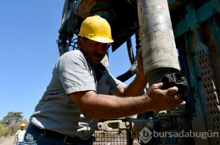 DSİ ekipleri Hatay'da depremzedeler için 31 içme suyu kuyusu açtı