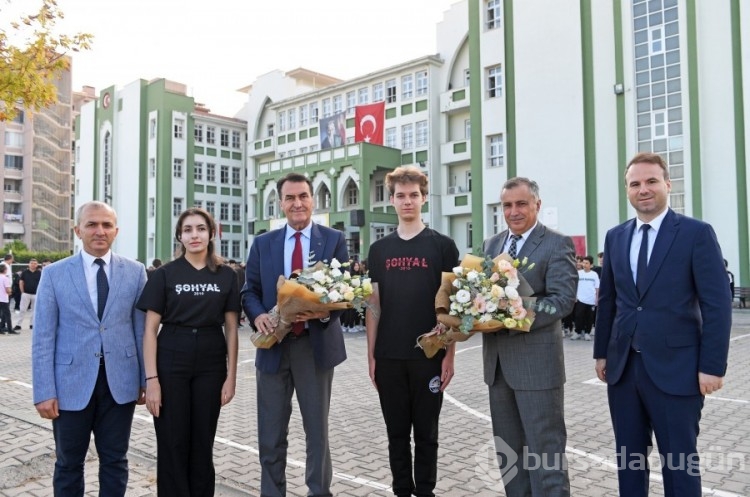 Başkan Dündar: Okullarda hem fiziki yapılar, hem eğitim kadrosu olarak çok güçlüyüz
