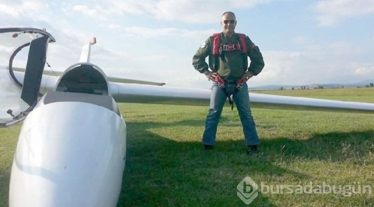 Uçaklar havada çarpıştı! Bursalı pilot yaşamını yitirdi