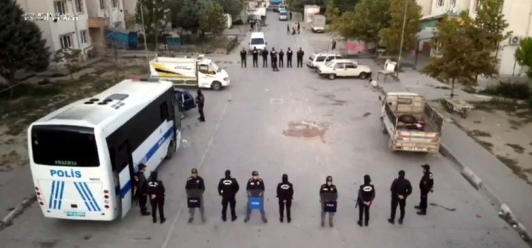 Bursa ve Balıkesir'de narkotik operasyonu: 135 gözaltı