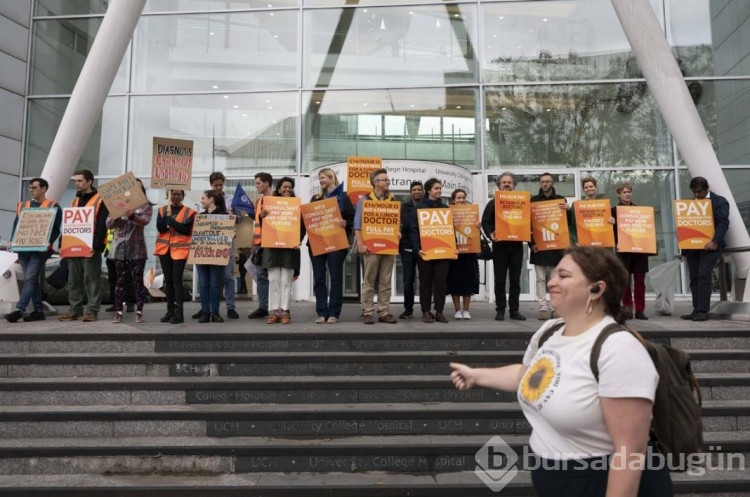 İngiltere'de sağlıkçılar greve gitti!