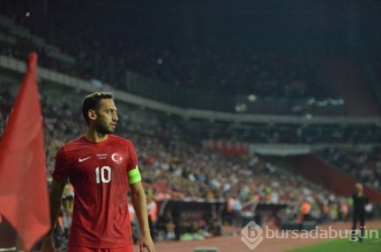 Hakan Çalhanoğlu'dan Kuntz için olay sözler! 