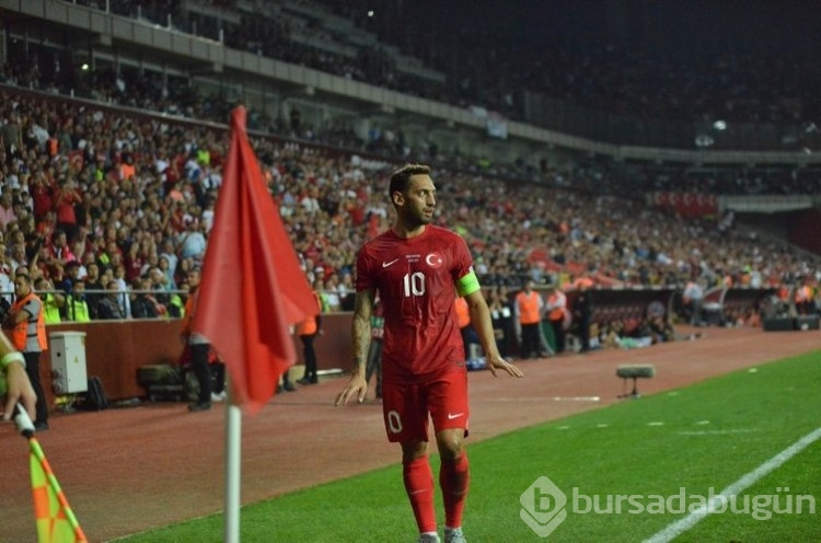 Hakan Çalhanoğlu'dan Kuntz için olay sözler! 