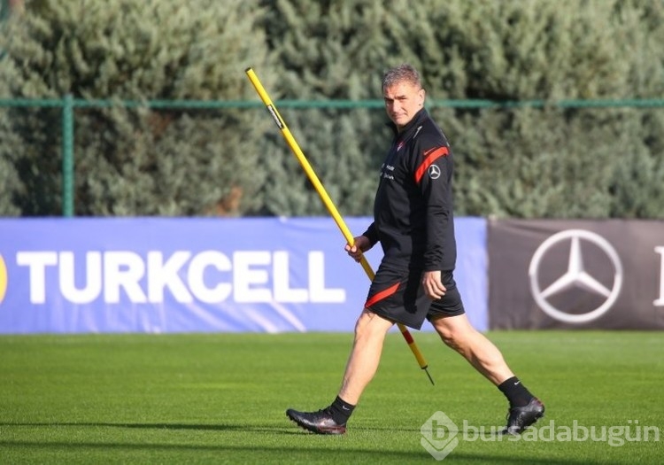 Hakan Çalhanoğlu'dan Kuntz için olay sözler! 