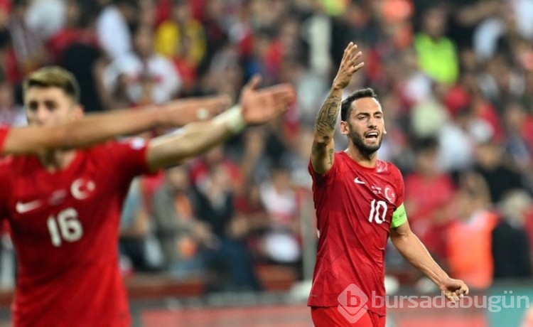 Hakan Çalhanoğlu'dan Kuntz için olay sözler! 