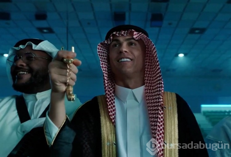 Ronaldo, Suudi Arabistan Milli Günü için Arap kıyafetleri giydi