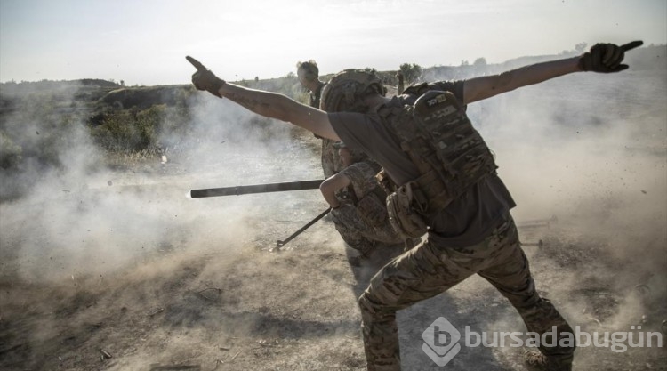 Ukrayna ordusu Donbas bölgesinde askeri eğitimlerini sürdürüyor