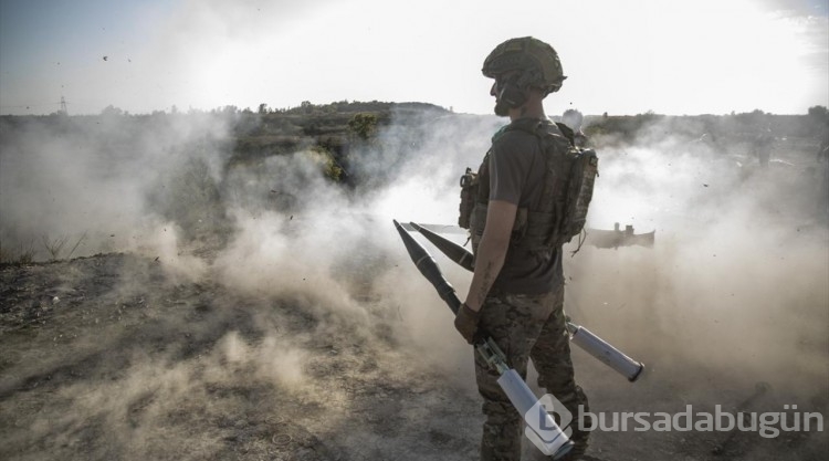 Ukrayna ordusu Donbas bölgesinde askeri eğitimlerini sürdürüyor