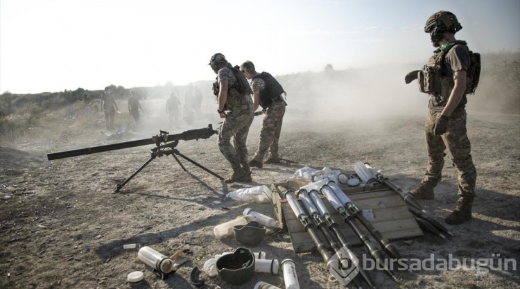 Ukrayna ordusu Donbas bölgesinde askeri eğitimlerini sürdürüyor