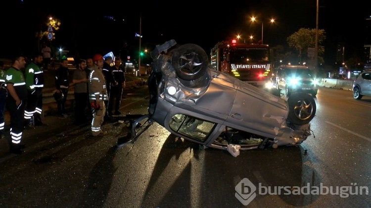 Kadıköy'deki trafik kazasında 4 polis yaralandı