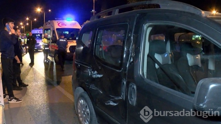 Kadıköy'deki trafik kazasında 4 polis yaralandı