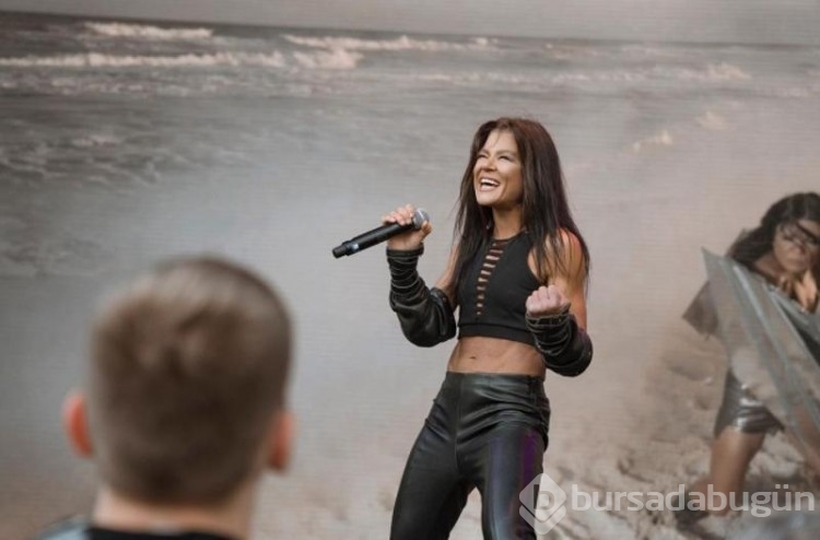 Ukraynalı şarkıcı Ruslana'dan Türkiye'ye ve Bayraktar'a teşekkür