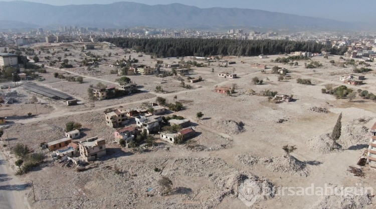 Hatay'da enkazın yüzde 72'si kaldırıldı ama sokaklar tanınmaz halde!