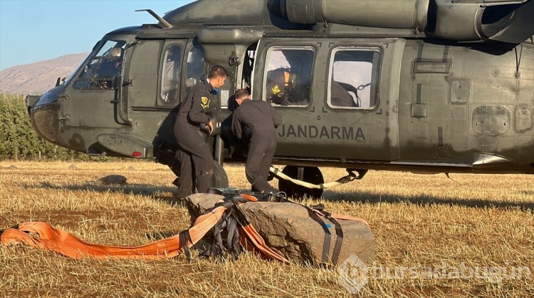 Adıyaman'da keşfedilen tarihi eserler askeri helikopterle taşındı