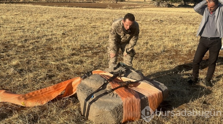 Adıyaman'da keşfedilen tarihi eserler askeri helikopterle taşındı