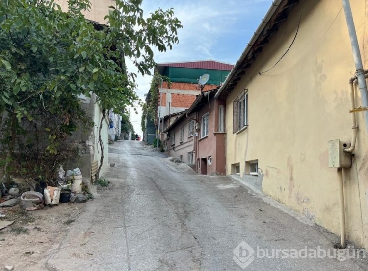 Bursa'nın o mahallesi can güvenliğinden endişeli! "Sabah bir uyanıyorsun, evin kapısı yok"