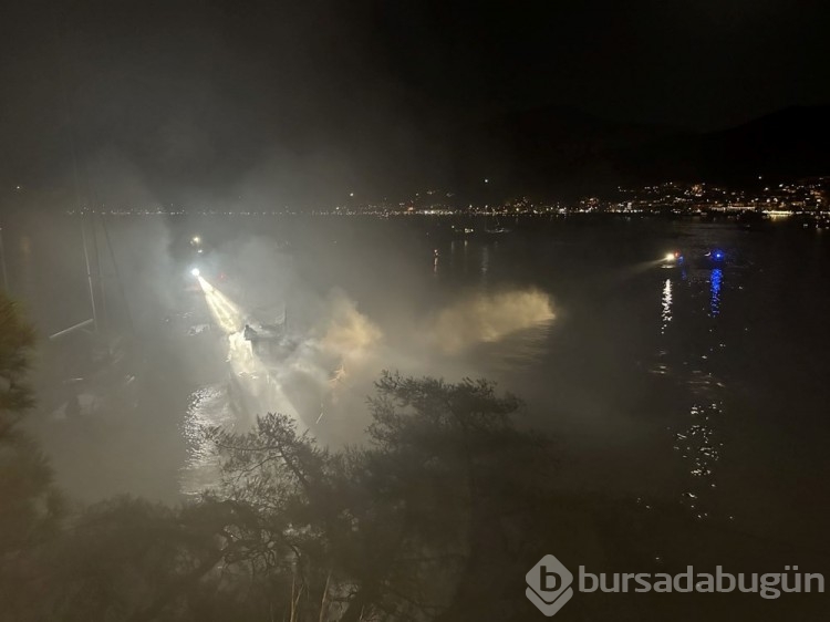 Fethiye'de bir teknede yangın çıktı