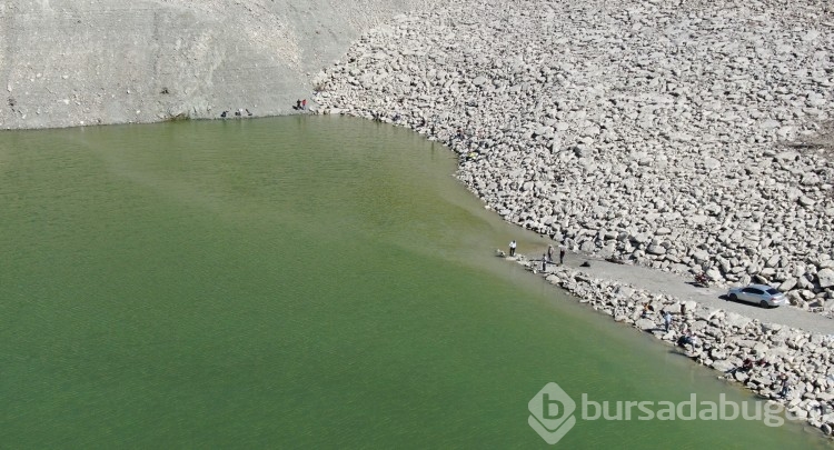 Kastamonu'da balık kafesleri yırtıldı, oltasını alan baraja koştu!