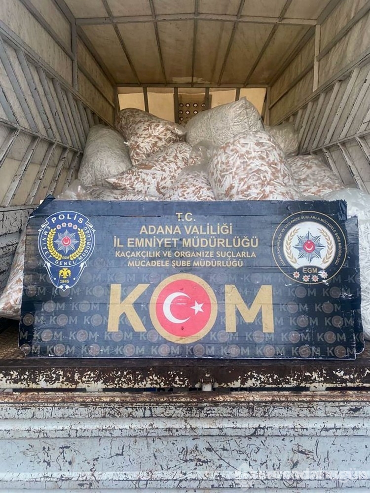 Adana'da 16 milyon adet kaçak sigara ele geçirildi