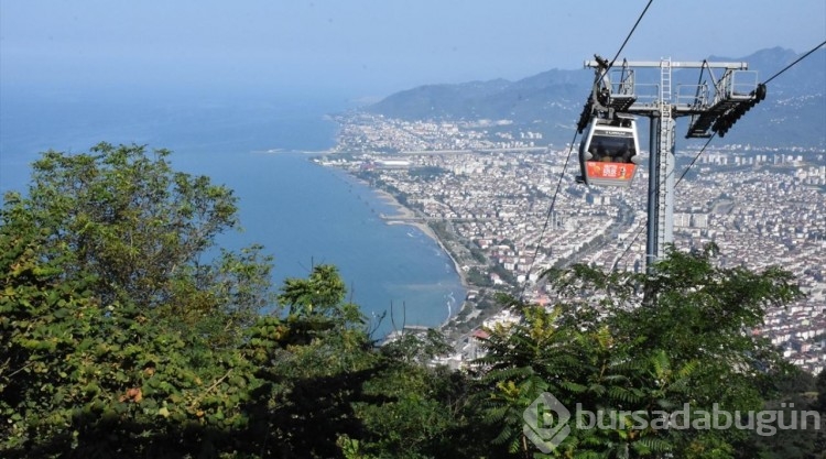 Trabzon'u 1 milyon 46 bini aşkın kişi Boztepe'den "kuşbakışı" izledi