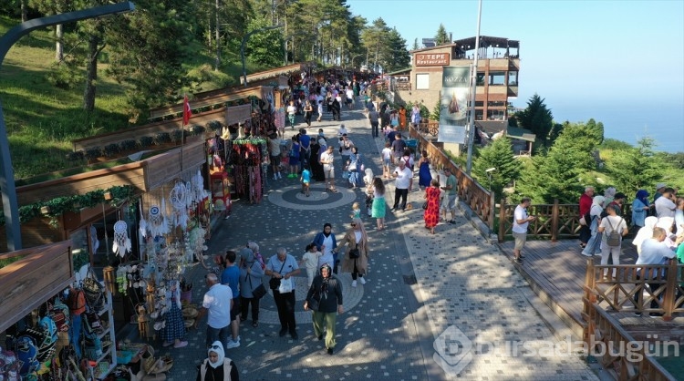 Trabzon'u 1 milyon 46 bini aşkın kişi Boztepe'den "kuşbakışı" izledi