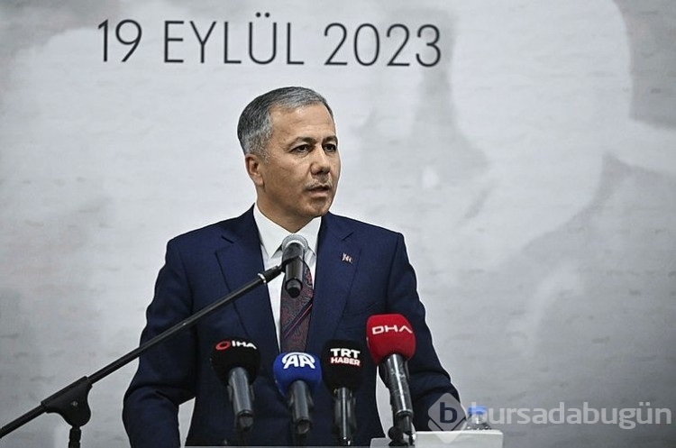 İçişleri Bakanı Yerlikaya'dan göçmen raporu