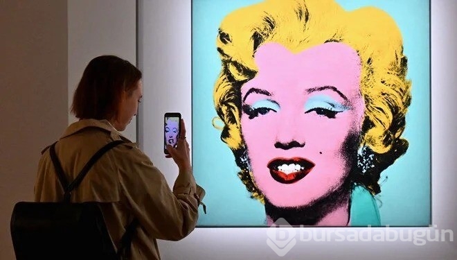 Andy Warhol'un eserleri İstanbul'da!