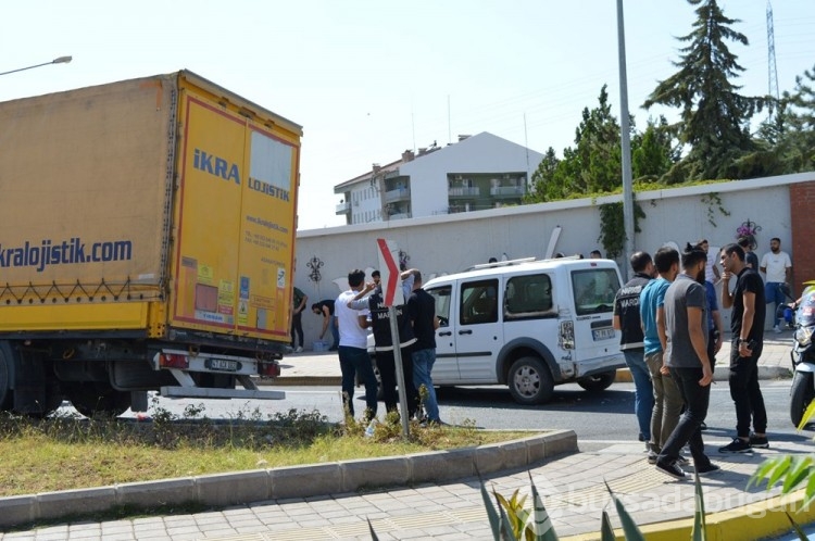 Mardin'de kovalamaca: "Dur" ihtarına uymayan TIR, lastiklerine ateş edilerek durduruldu