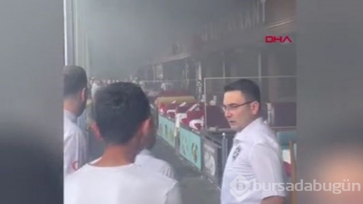 Galata Köprüsü'nde yangın paniği