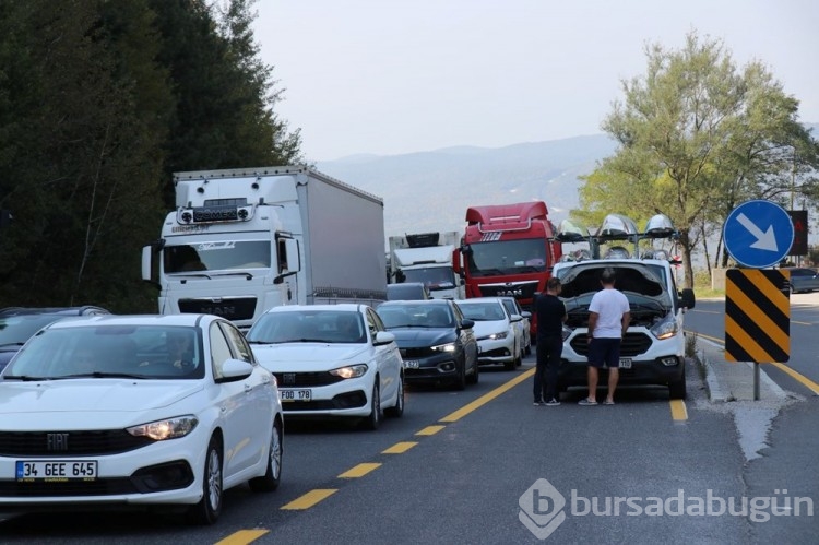 Bolu Dağı'nda trafik durma noktasına geldi