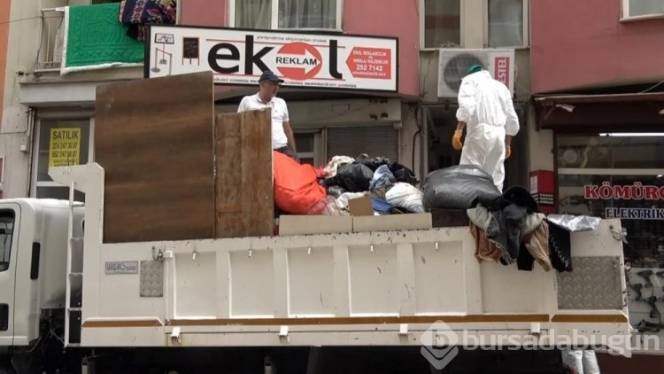 Bursa'da çöp ev