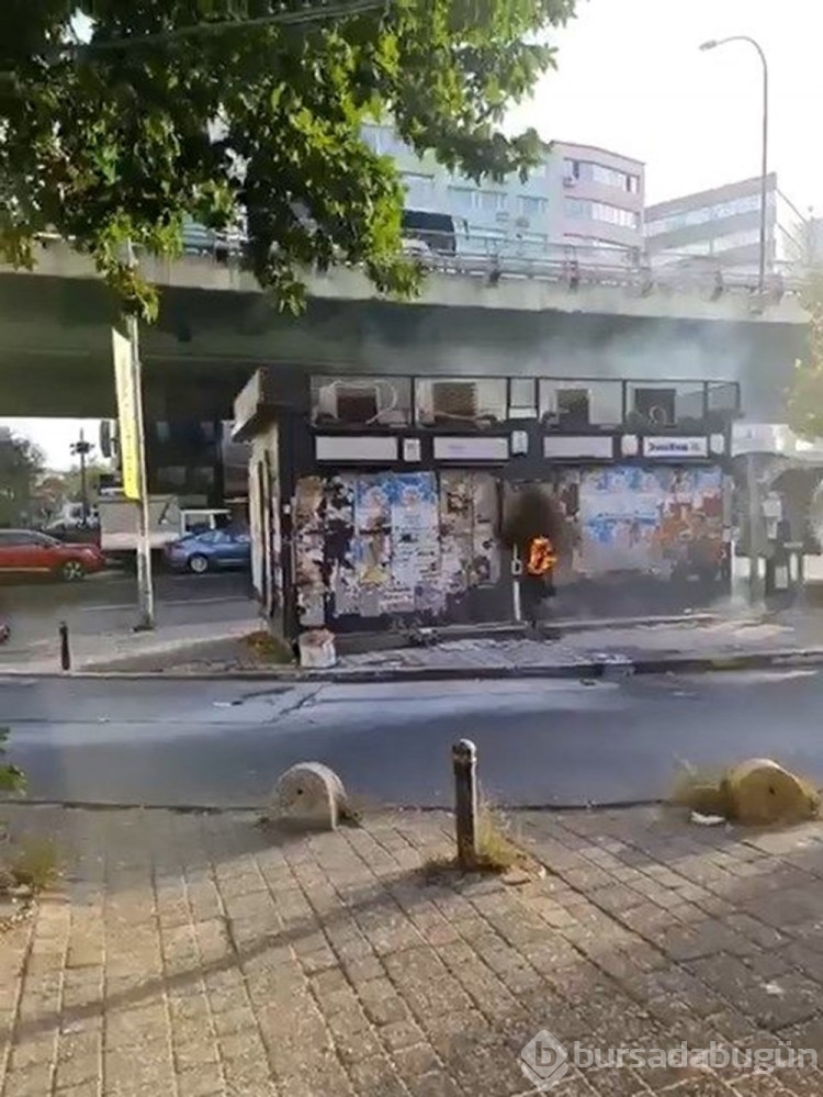 Mecidiyeköy'de ATM'lerden alevler yükseldi