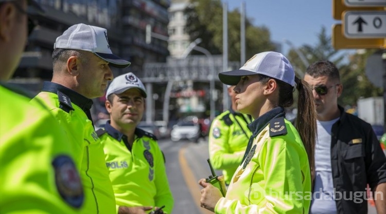 Başkentin trafiği, şehit polisin kızına emanet