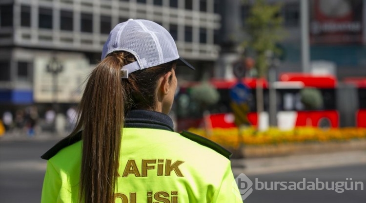 Başkentin trafiği, şehit polisin kızına emanet