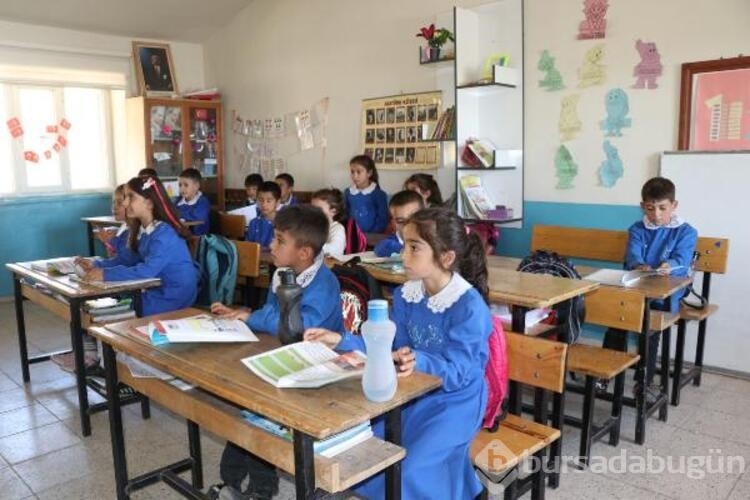 Eskişehirli Şebnem öğretmen: Gerçek sevgiyi Van'daki çocuklarda tattım