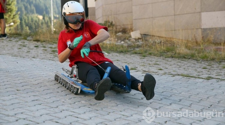 Kızak milli takımları, dünya şampiyonalarında ilk 5 yolunda!