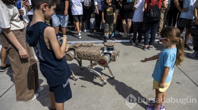 TEKNOFEST İzmir, ikinci gün etkinlikleri ile devam ediyor
