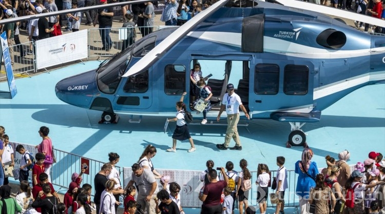 TEKNOFEST İzmir, ikinci gün etkinlikleri ile devam ediyor
