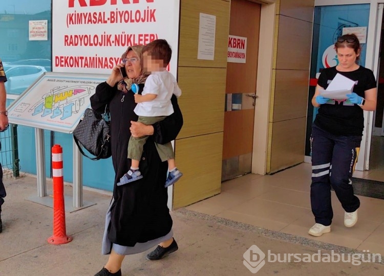 2 yaşındaki Asil yerde bulduğu çiviyi yuttu