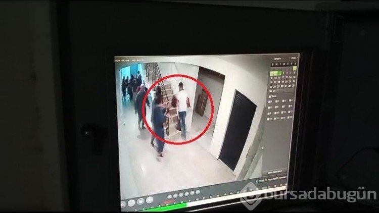 Arızalanan asansörün boşluğuna düştü! 