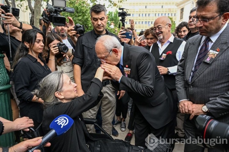 Gazeteci yazar Hıfzı Topuz son yolculuğuna uğurlandı
