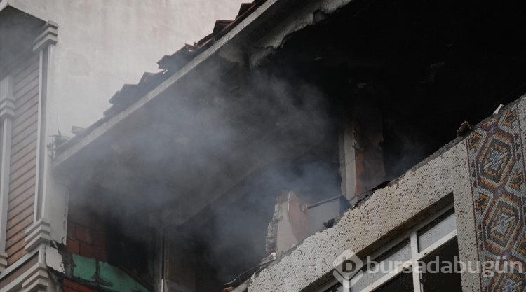 Şirinevler'de binada patlama: 1 ölü, 4 yaralı
