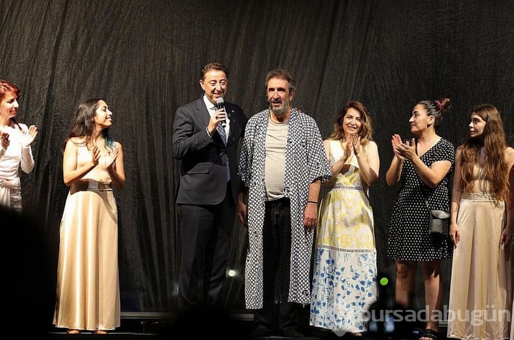Cem Olmak müzikali İstanbul'da ilk kez sahnelendi