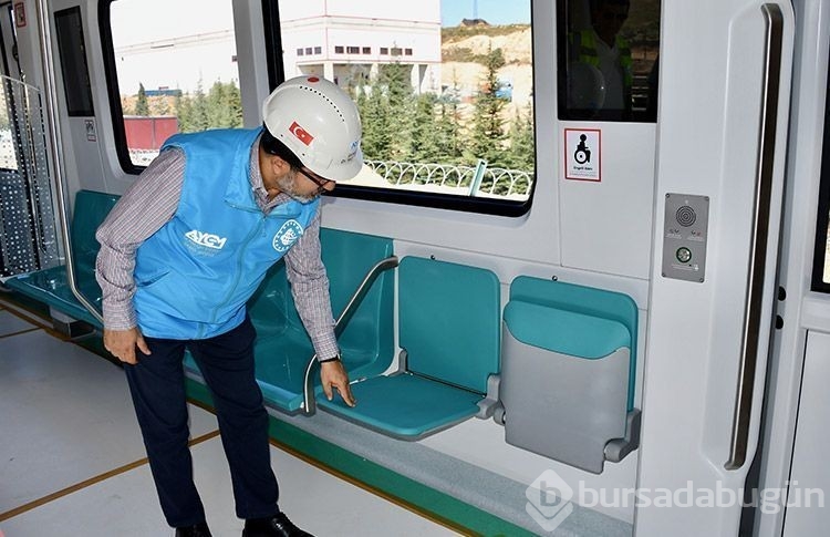 İlk yerli ve milli sürücüsüz metro aracı raylarda