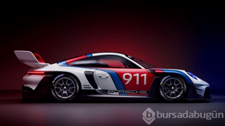 Porsche, 911 GT3 R Rennsport'u tanıttı