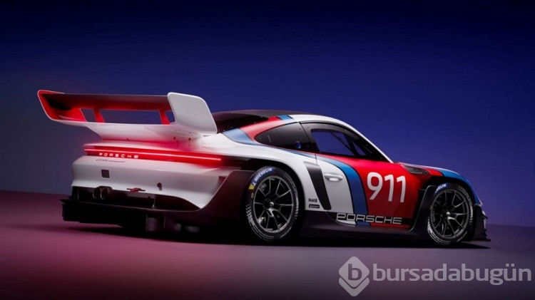 Porsche, 911 GT3 R Rennsport'u tanıttı